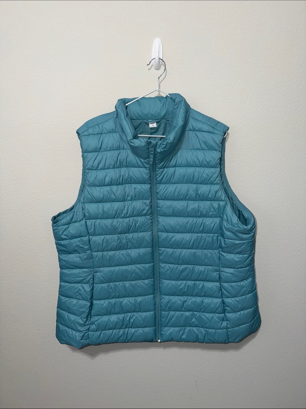 NWOT Old Navy Active Teal Quilted Packable Puffer Vest